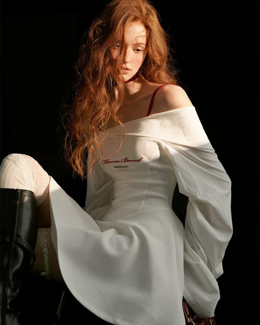 A Stitched Balloon Sleeve Shoulder Dress