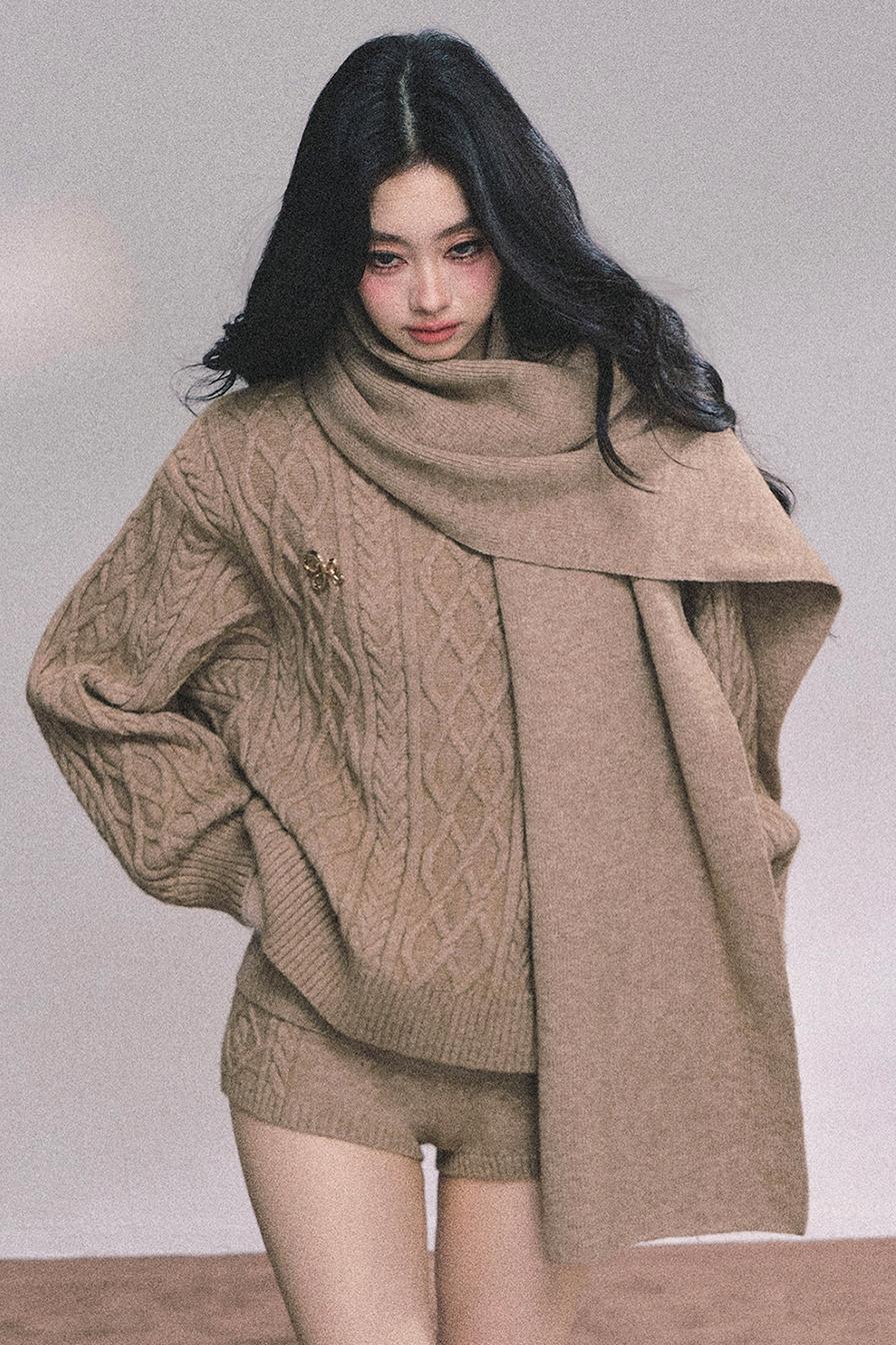 Winter Knitted Scarf Sweater Shorts Set-Up
