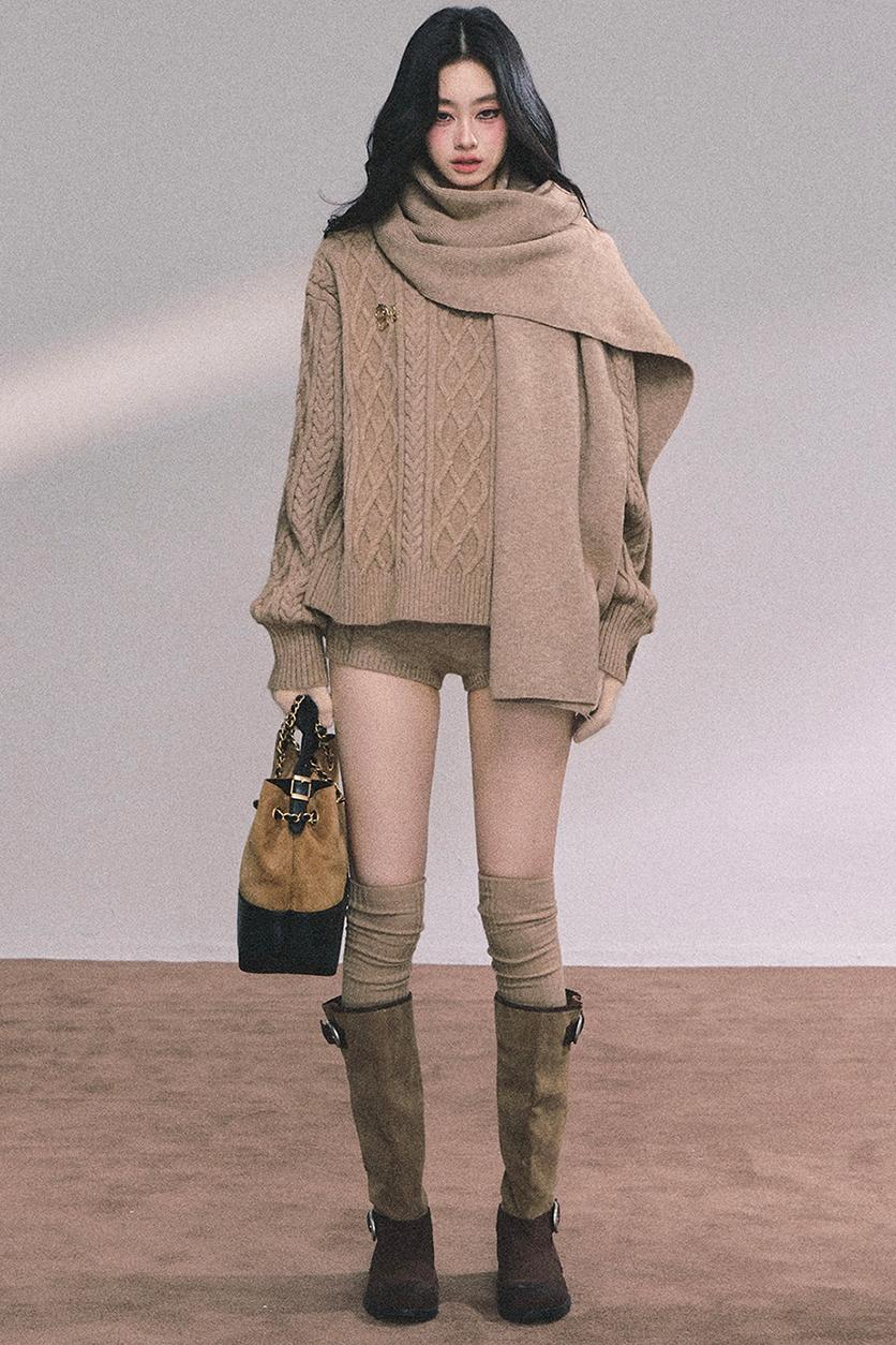 Winter Knitted Scarf Sweater Shorts Set-Up