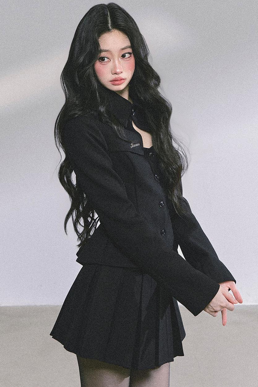 Gatsby Daughter Two-Piece Black Jacket Set-Up