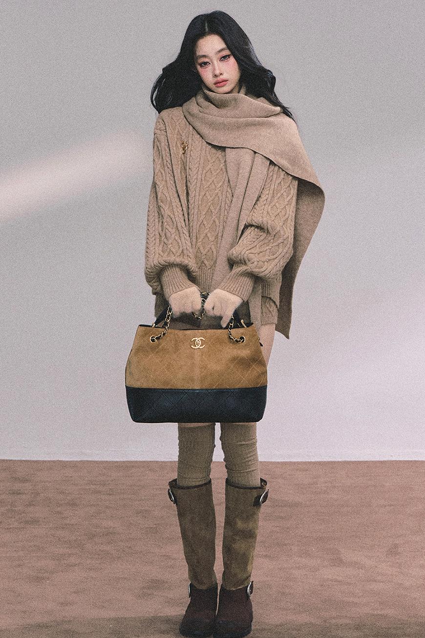 Winter Knitted Scarf Sweater Shorts Set-Up