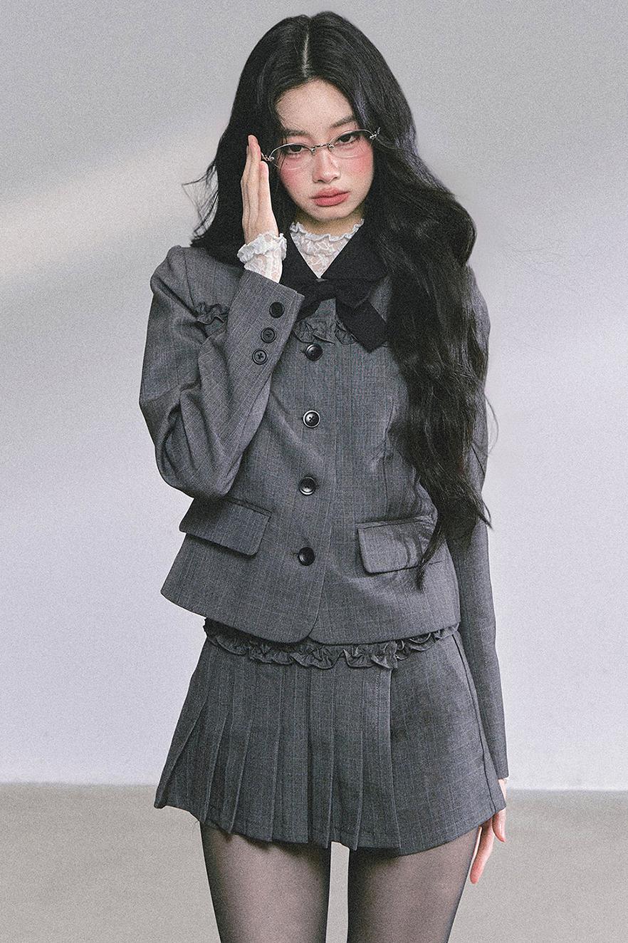 French Pleated Short Skirt Set-Up