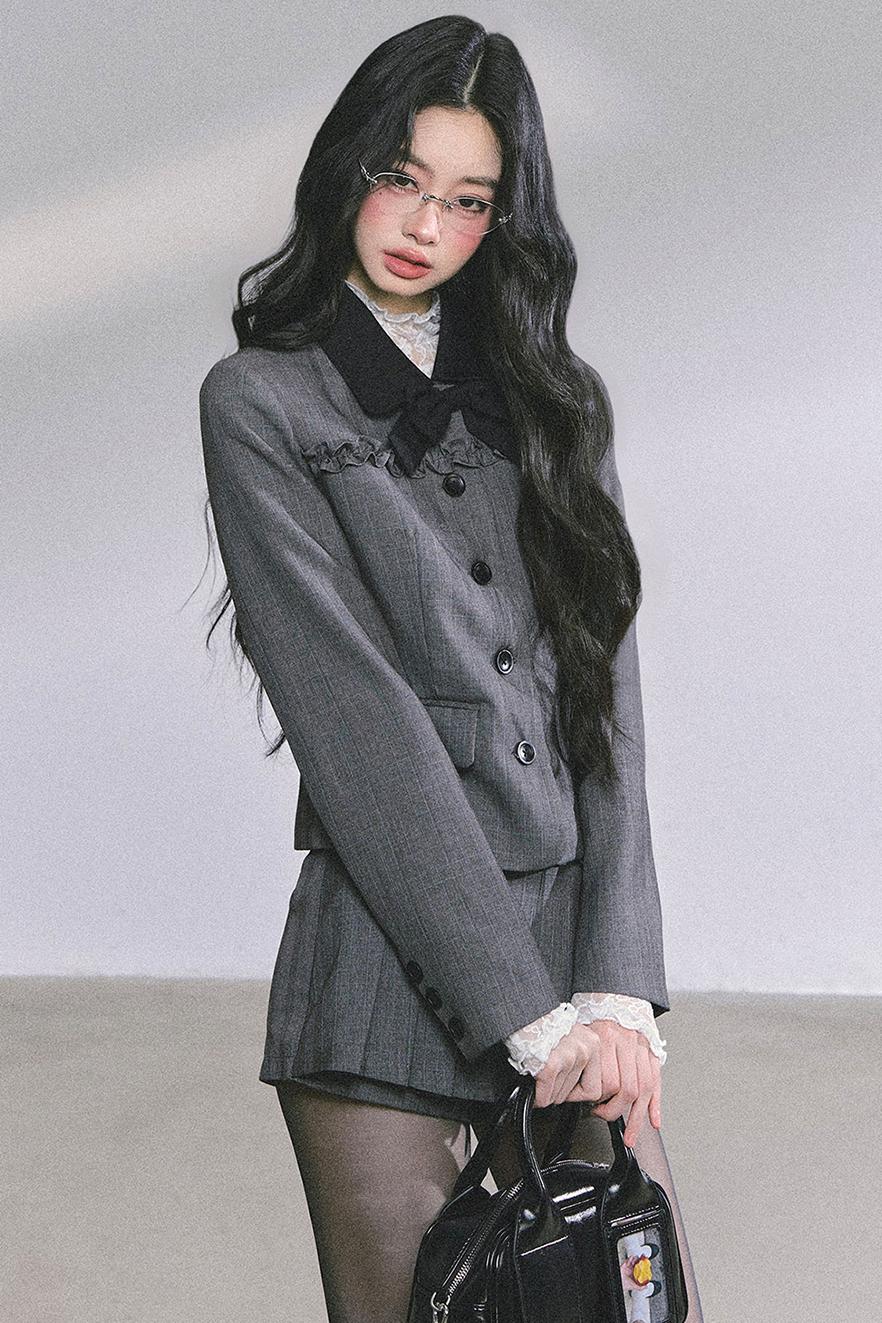 French Pleated Short Skirt Set-Up