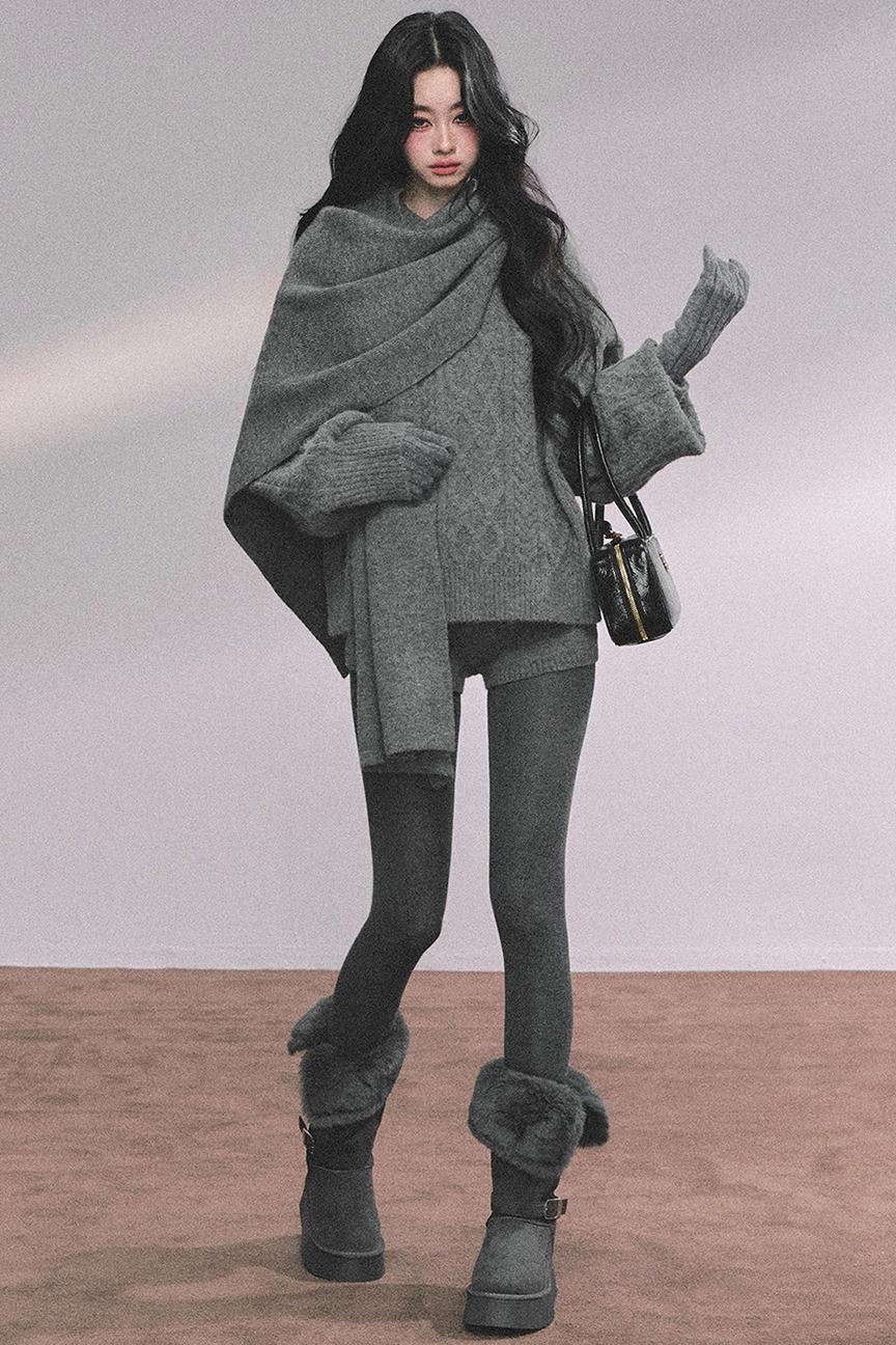Winter Knitted Scarf Sweater Shorts Set-Up