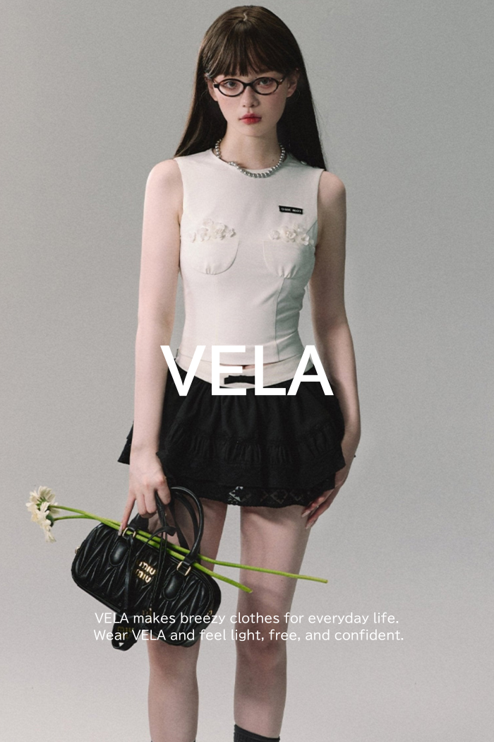 Versatile Knitted Cloud White Vest