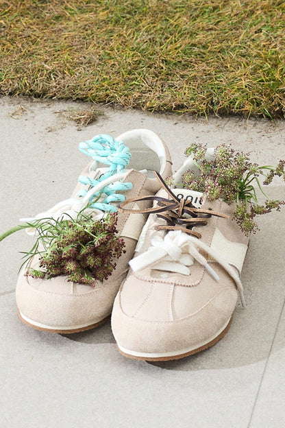 Relaxed Outdoor Soft Sole Sneakers