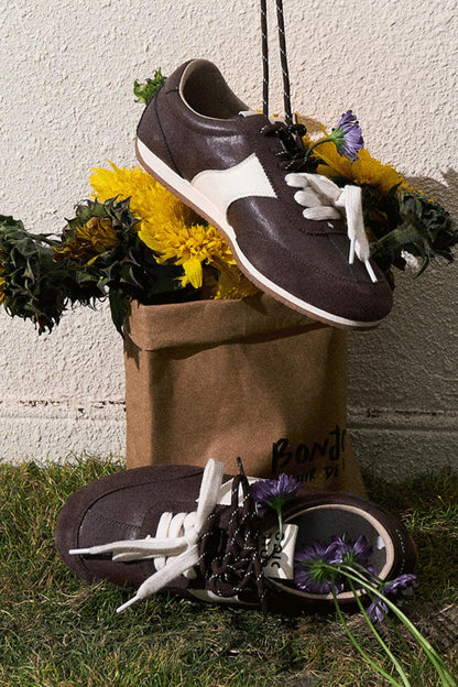 Relaxed Outdoor Soft Sole Sneakers