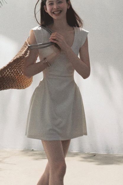 Breeze U-Neck Dress