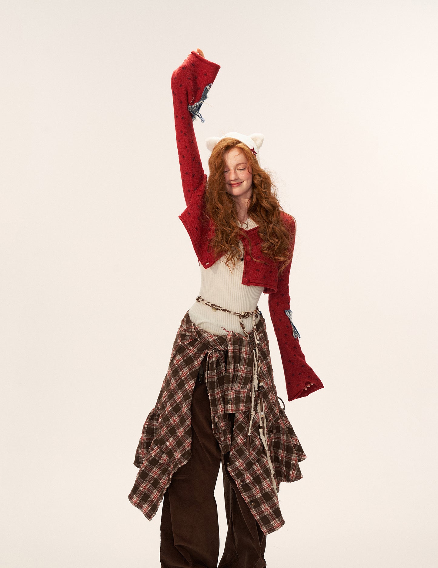 Star Applique Short Knit Cardigan