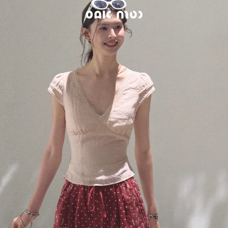 Fuzzy Lace V-Neck Tie Top