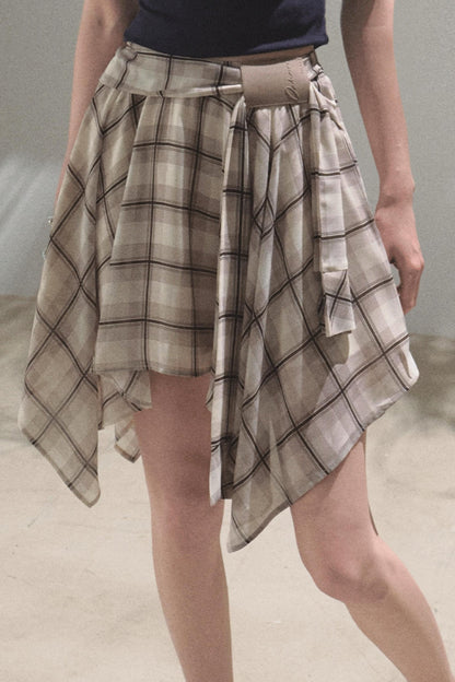 Love Ripple Plaid Skirt